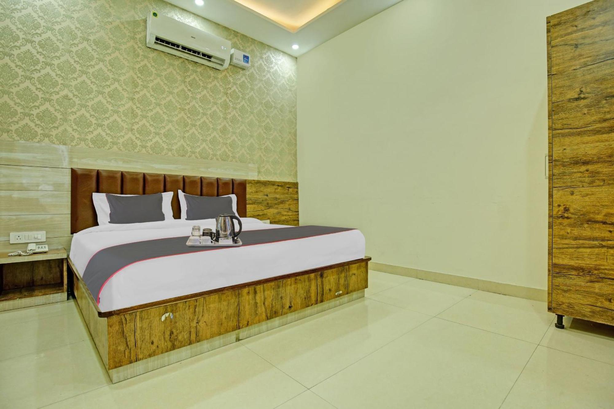 Collection O Rd Hotel Zirakpur المظهر الخارجي الصورة